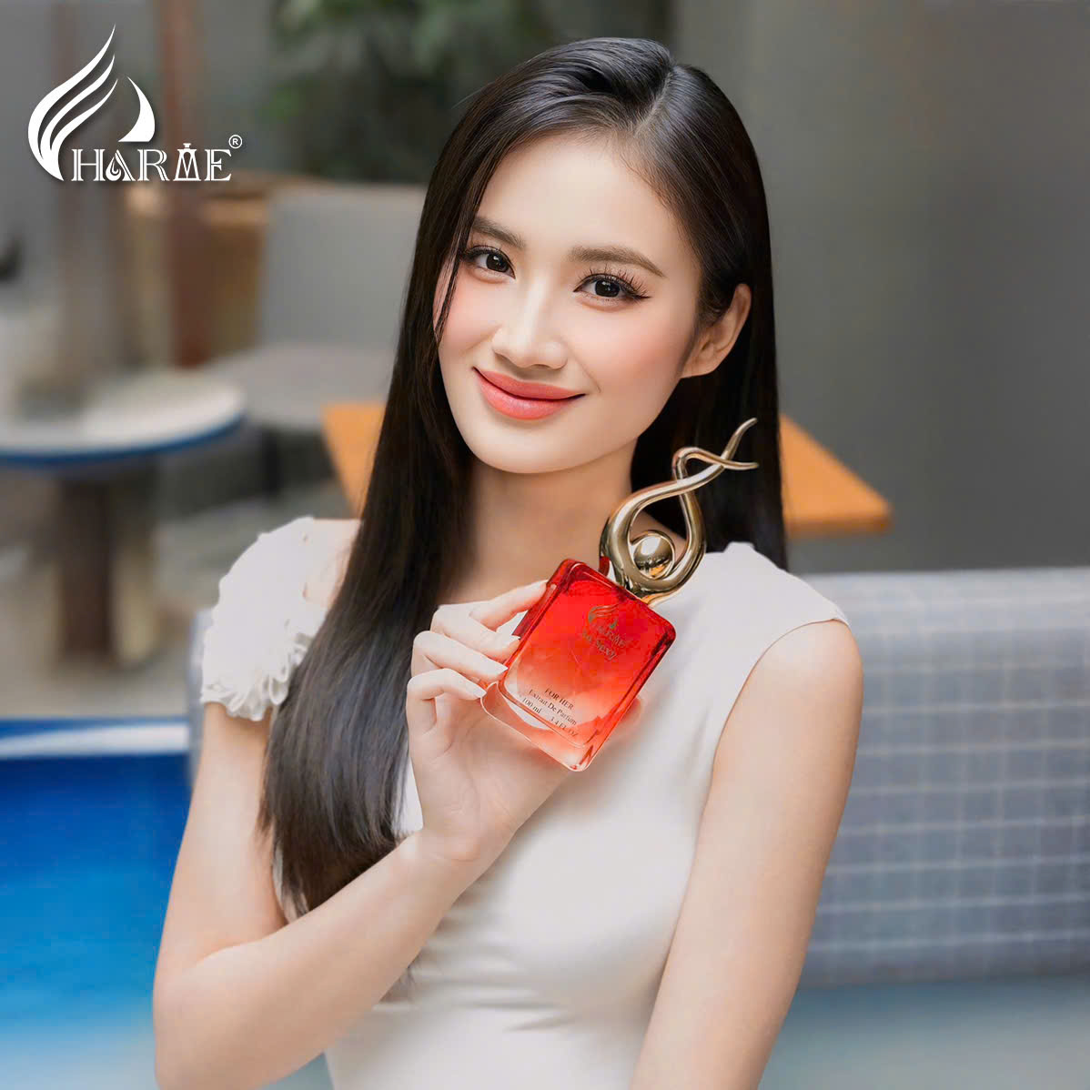Hoa Hậu Ý Nhi Miss World Vietnam 2023 tự tin tỏa sáng cùng Nước Hoa Charme Perfume